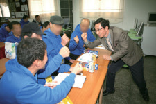 거리 노숙인에 ‘홀로서기’ 희망심기