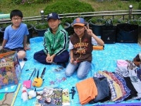 좌산초등학교 어린이 나눔장터 용돈도 벌고, 기부도 하고