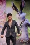 [이슈포토] 유해진, ‘가디언즈’ 버니에 완벽 빙의!