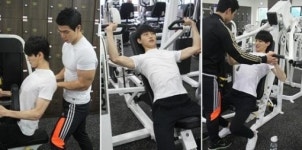 [스타스토리(2)] 신인배우 신강우 “몸 감상하는 재미 쏠쏠”