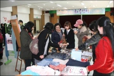 구미시장애인종합복지관, 하루장터 성황리 개최