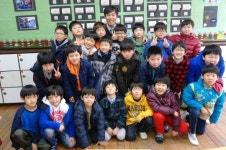 “바른 자세와 집중력 기르는 바둑, 재밌게 배워요”