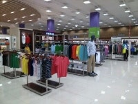 “옷 한 벌 값으로 가족 모두 새 옷 장만할까?”