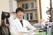 부분 비만 치료 위해 시술한다는 산삼비만약침, 진짜 효과 좋을까?