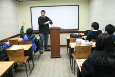 자녀에게토플을 선물하면, 학교 내신, 대입이 뒤따라 온다