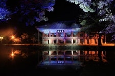 지고지순한 사랑과 예술의 향기가 그윽한 남원 광한루원