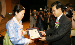 “강원 여성의 자긍심 높여요”