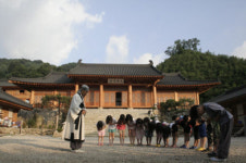 [주말 엔터]“훈장님, 밤새 안녕하셨습니까”