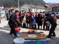 [포토뉴스] 동산면 농촌마을개발사업 선정 마을잔치