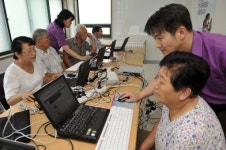주공·KT 사할린 귀국동포 컴퓨터 교육
