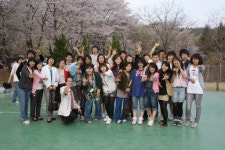 외국인 유학생들에게 따뜻한 명절 선물