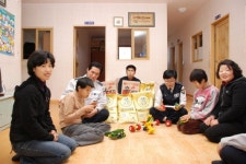 [포토뉴스]홍천경찰서 복지시설 위문품 전달