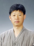 예스디자인&예스콜스카이연합 - 남구 화합로102번길 10 | [새얼굴]전인석 (사)강릉시학원연합회장