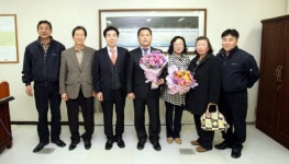 [포토뉴스] 환경친화 축산농장 분야 농림수산식품부 장관상 전달