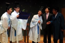강원대 극예술연구회 `영그리 창립 40주년 기념 `홍어 공연
