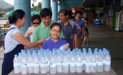 [포토뉴스]“휴게소에서 더위 식히세요”