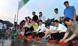 [원주]“섬강의 푸른 강물에 무더위 싹 잊었어요”