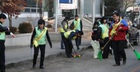 [포토뉴스]영월우체국 깨끗한 거리 만들기