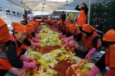 살아 숨 쉬는 `태백김치 세계로 진출
