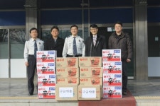 [포토뉴스]철원군약사회 위문품 전달