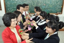 교단 떠나는 선생님들…“왜”