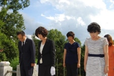 [포토뉴스]이인숙 신임 춘천보훈지청장 충렬탑 참배