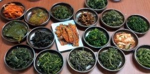 [화천]청정 비수구미의 쌉싸름한 나물 맛보세요