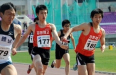 강원체고 계주팀 `금빛 레이스