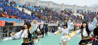 [춘천]1만여명 힘찬 함성 송암 뜨겁게 달궜다