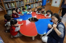 문화로 소통하는 주민 사랑방 마을도서관