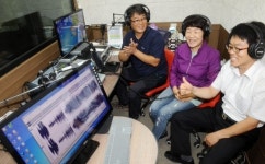 라디오 PD도, DJ도, 청취자도… 한마을 주민
