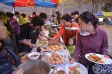 [포토뉴스]산야초 건강 밥상 체험