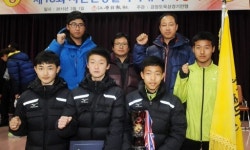 [3·1절 기념 경축 단축마라톤대회 단체 우승팀]남중부 개인·단체전 모두 석권 영광