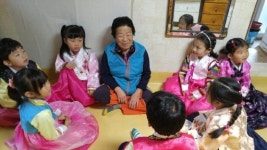 [포토뉴스]태사랑 유치원 원생들 독거노인 위문