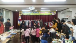 시골 초교 어린이들 직접 재배한 쌀로 떡 만들어 양로원 찾아