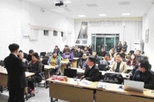 [도농상생프로젝트 농촌이 희망]지천에 널린 `감이 성장 동력…감식초 신사업 개척하라