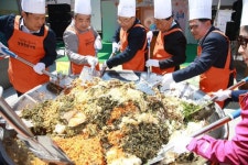 [양양]봄나물향 흠뻑 취한 양양전통시장