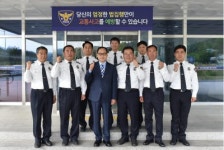 [포토뉴스]이중구 강원경찰청장 고속도로순찰대 방문