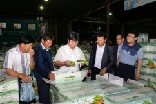 [포토뉴스]화천군 서울 가락동 도매시장 방문