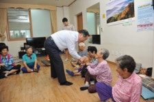 [포토뉴스]관내 경로당 애로사항 청취