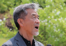 작은 거인 ‘장사익’ 춘천 찾아 희망을 노래