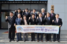 [정선]미소 머금고 인사하며 올림픽 손님맞이