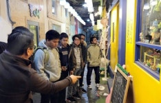 [포토뉴스]외국인 원주 미로시장 탐방