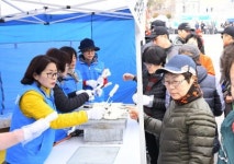 [삼척/3·1절 건강달리기대회 이모저모]부침개·두부김치 제공…인심도 최고