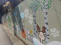 [춘천]판자촌에 벽화 선물 “안전까지 책임져요”