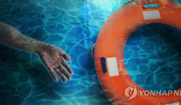 고성 송지호 해변서 너울성 파도에 휩쓸린 30대 피서객 숨져