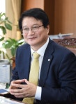 [특집]원창묵 시장 “거친 남성 같은 길 시민 참여로 운영”