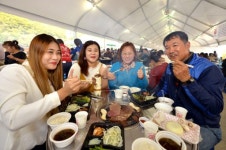 [횡성]바닥난 고기에 `진땀 문화축제 변신 `들썩