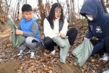 [배부른산 오솔길 살리기 행사 성료]“안전한 등산로 조성·자연사랑 실천”