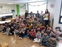[포토뉴스]프라임상상유치원 성금 전달